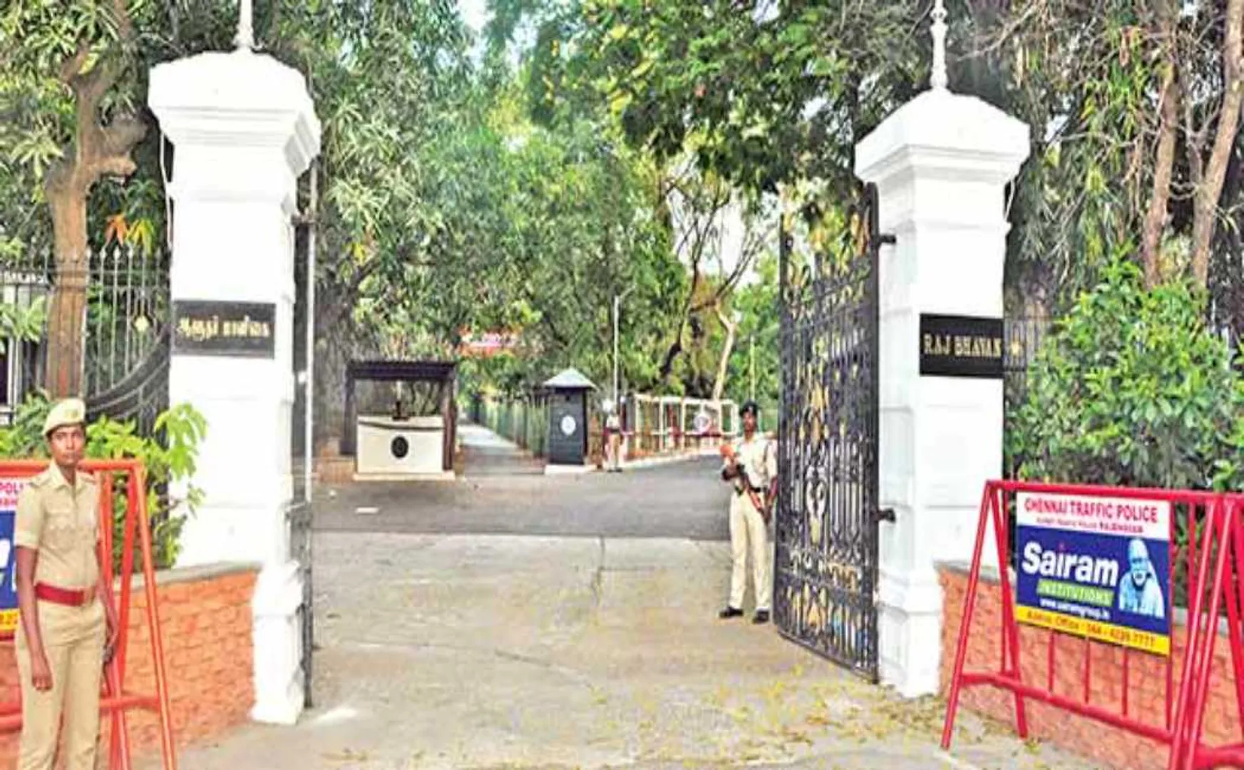 tamilnadu five ministers are meet with governor 